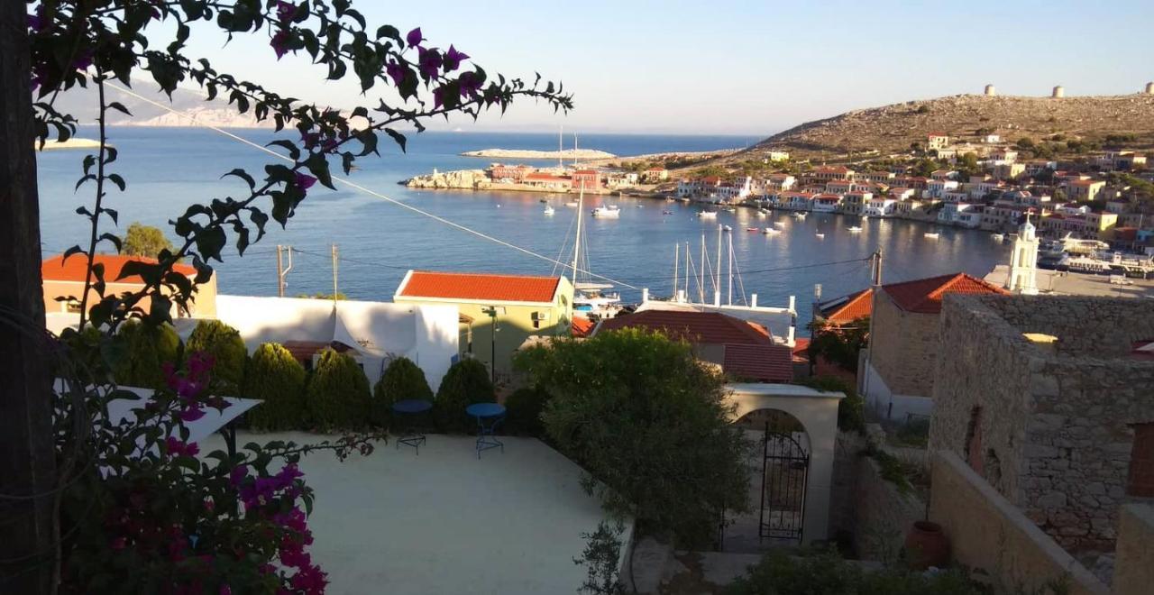 Marina Castellana Studios II Chalki Town Luaran gambar