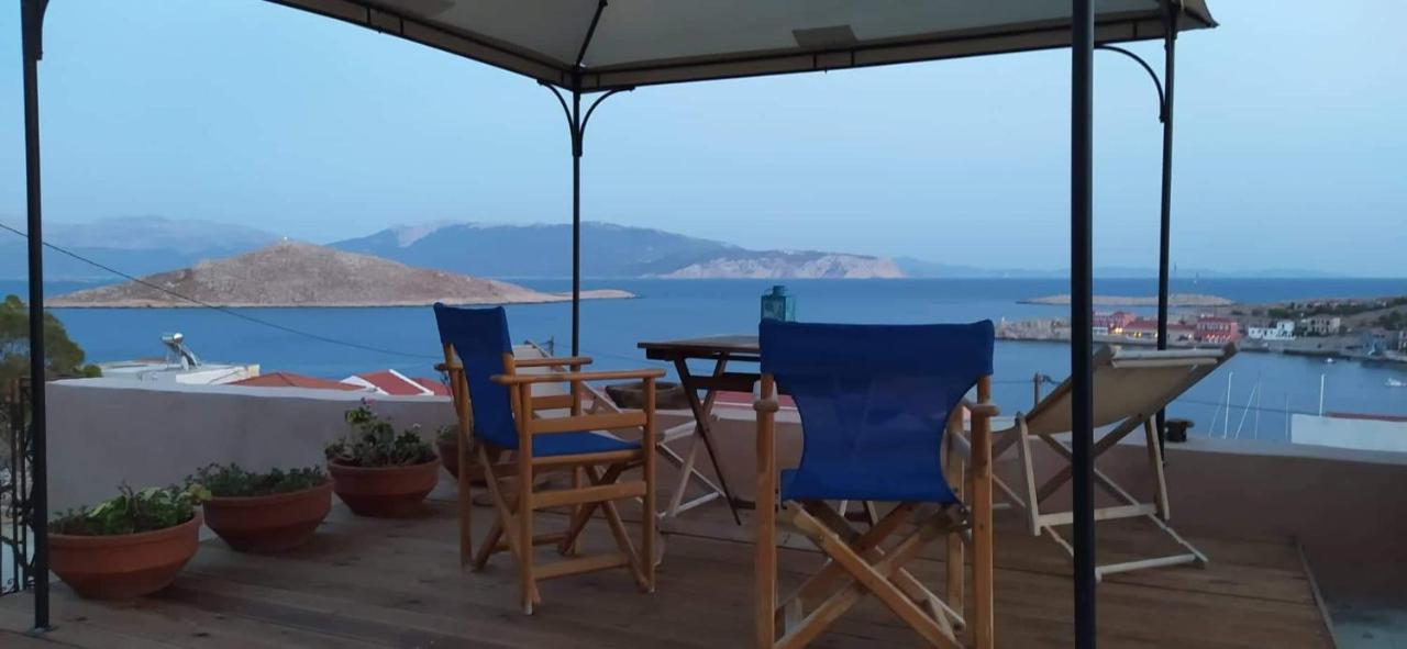 Marina Castellana Studios II Chalki Town Luaran gambar
