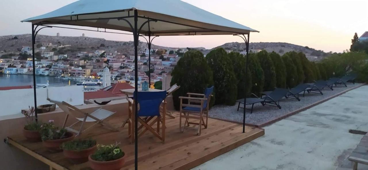 Marina Castellana Studios II Chalki Town Luaran gambar