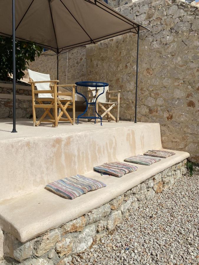 Marina Castellana Studios II Chalki Town Luaran gambar