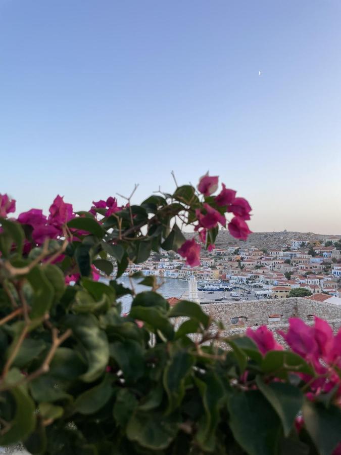 Marina Castellana Studios II Chalki Town Luaran gambar