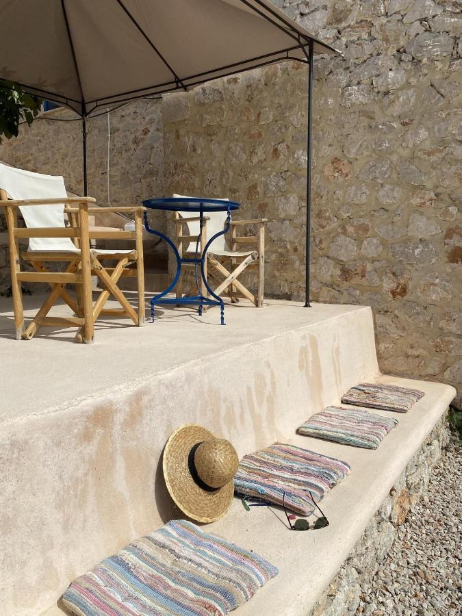 Marina Castellana Studios II Chalki Town Luaran gambar