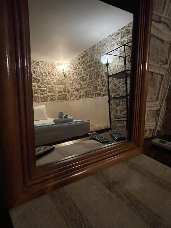 Marina Castellana Studios II Chalki Town Luaran gambar